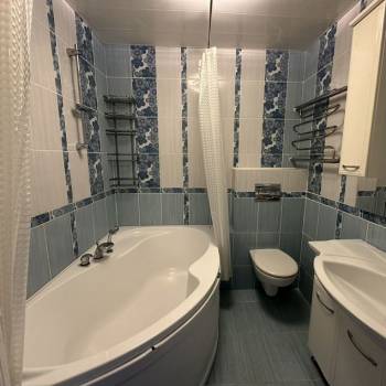 Сдается Многокомнатная квартира, 60 м²