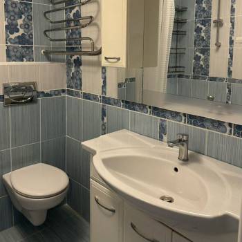 Сдается Многокомнатная квартира, 60 м²