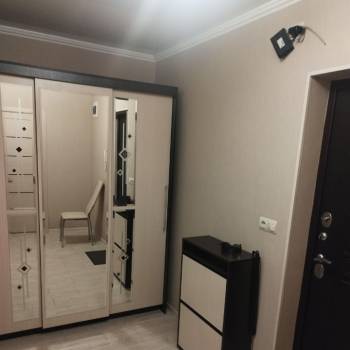 Сдается 1-комнатная квартира, 42 м²