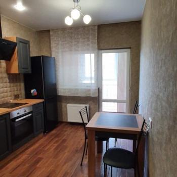 Сдается 1-комнатная квартира, 42 м²