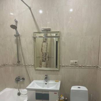 Сдается 1-комнатная квартира, 50 м²