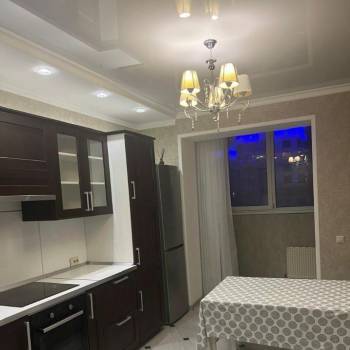 Сдается 1-комнатная квартира, 50 м²