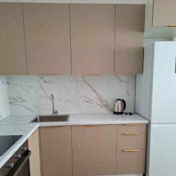 Продается 1-комнатная квартира, 55 м²