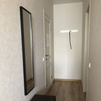 Продается 1-комнатная квартира, 42 м²
