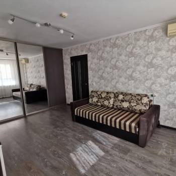 Сдается 1-комнатная квартира, 39 м²