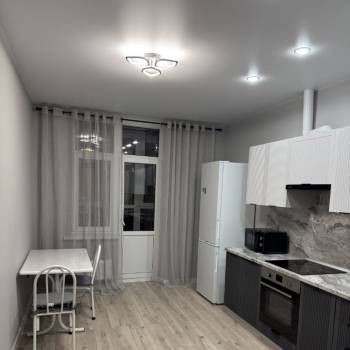 Сдается 1-комнатная квартира, 41 м²