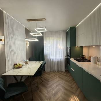 Продается 3-х комнатная квартира, 68,6 м²