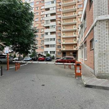 Продается 1-комнатная квартира, 34 м²