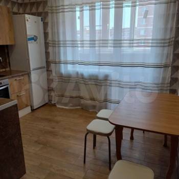 Сдается 1-комнатная квартира, 39 м²