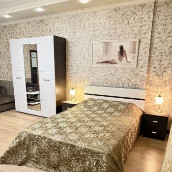 Сдается 1-комнатная квартира, 54 м²