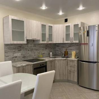 Сдается 2-х комнатная квартира, 65 м²