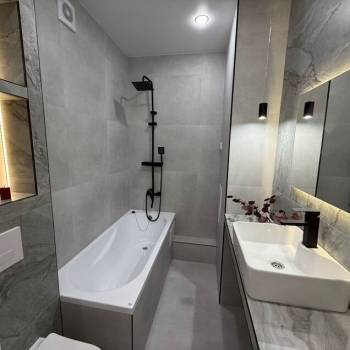 Продается 1-комнатная квартира, 36 м²