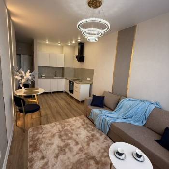 Продается 1-комнатная квартира, 36 м²