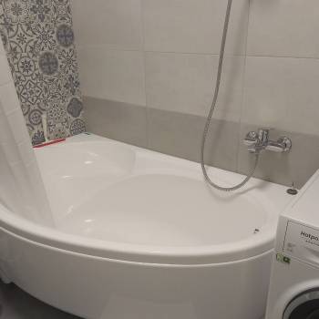 Продается 1-комнатная квартира, 42 м²