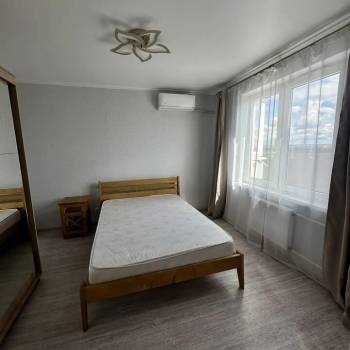 Продается 1-комнатная квартира, 32 м²