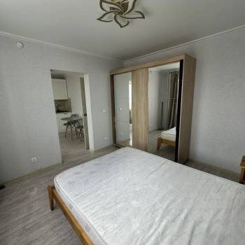 Продается 1-комнатная квартира, 32 м²