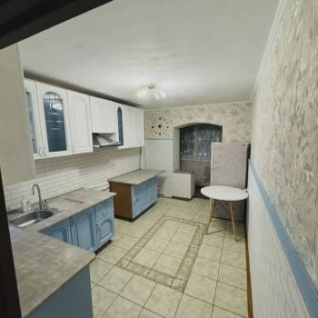 Продается 2-х комнатная квартира, 65 м²