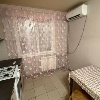Сдается Многокомнатная квартира, 70 м²