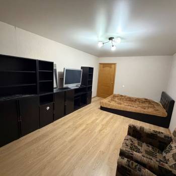Сдается Многокомнатная квартира, 70 м²