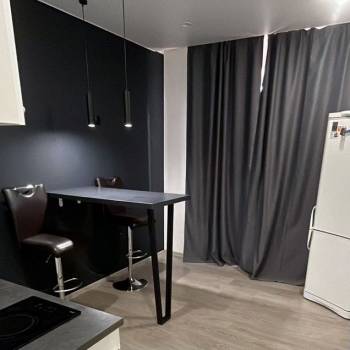 Продается 1-комнатная квартира, 36 м²