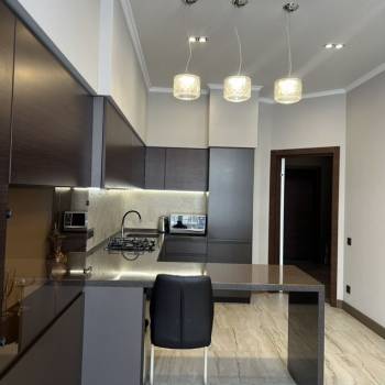 Продается 1-комнатная квартира, 50 м²