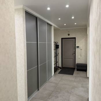 Сдается Многокомнатная квартира, 97 м²