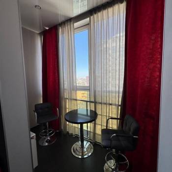 Сдается 1-комнатная квартира, 60 м²