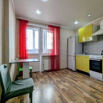 Продается 1-комнатная квартира, 35 м²