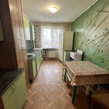 Продается Многокомнатная квартира, 74,1 м²