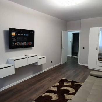 Сдается 1-комнатная квартира, 42 м²