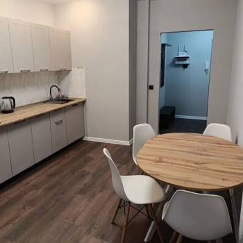 Сдается 1-комнатная квартира, 42 м²