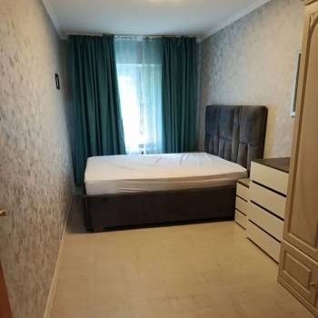 Сдается Многокомнатная квартира, 60 м²