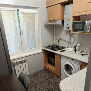 Сдается Многокомнатная квартира, 60 м²