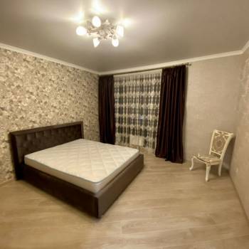 Сдается 2-х комнатная квартира, 58 м²