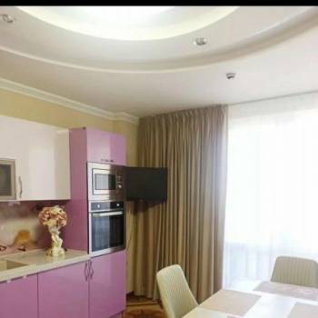 Продается 2-х комнатная квартира, 97 м²