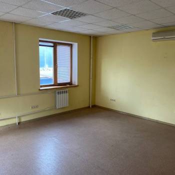 Сдается Нежилое помещение, 100 м²