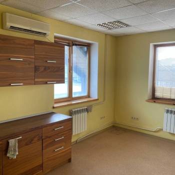 Сдается Нежилое помещение, 100 м²