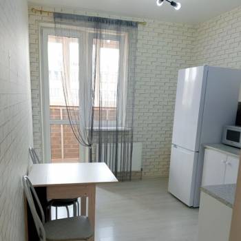 Сдается 1-комнатная квартира, 37 м²