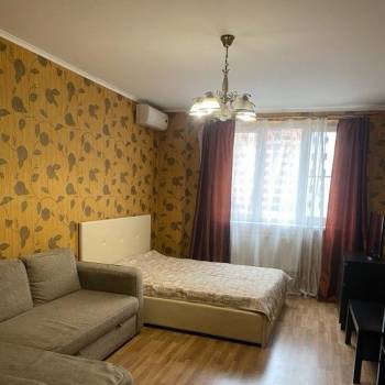 Сдается 1-комнатная квартира, 51 м²
