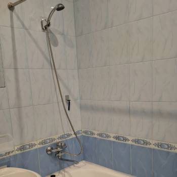 Сдается 1-комнатная квартира, 52 м²