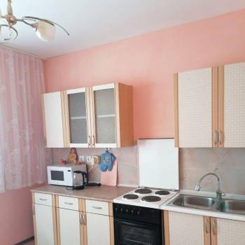 Сдается 1-комнатная квартира, 40 м²