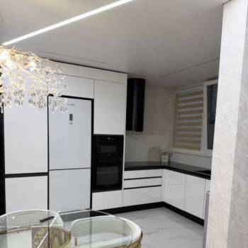 Продается 3-х комнатная квартира, 100 м²