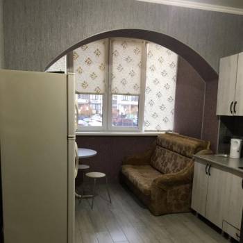 Сдается 1-комнатная квартира, 42 м²