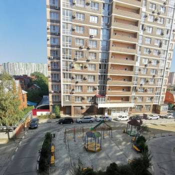 Сдается 1-комнатная квартира, 39 м²