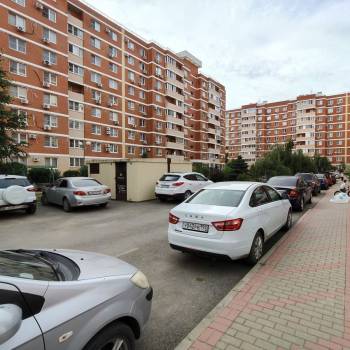 Сдается 1-комнатная квартира, 38 м²