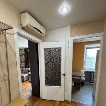 Продается 1-комнатная квартира, 27 м²
