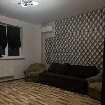 Продается 2-х комнатная квартира, 77,1 м²