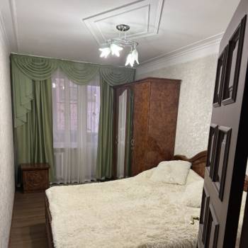 Продается Многокомнатная квартира, 77,65 м²