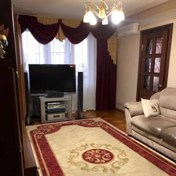 Продается Многокомнатная квартира, 77,65 м²