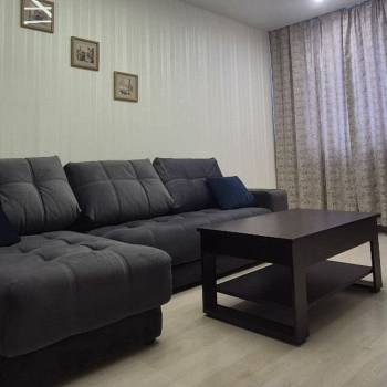 Продается 1-комнатная квартира, 38,6 м²